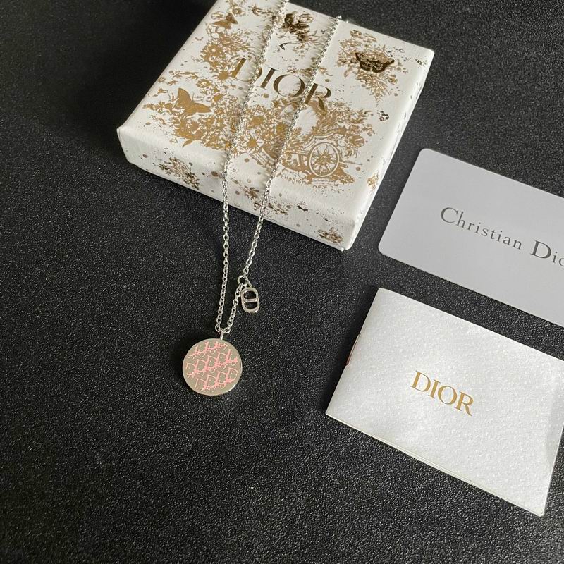 Dior Necklace 04yxs191
